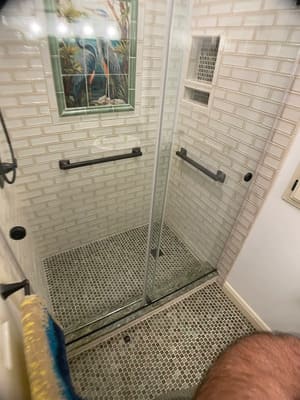 {{ custom_values.service_2 }} in {{custom_values.area_2})