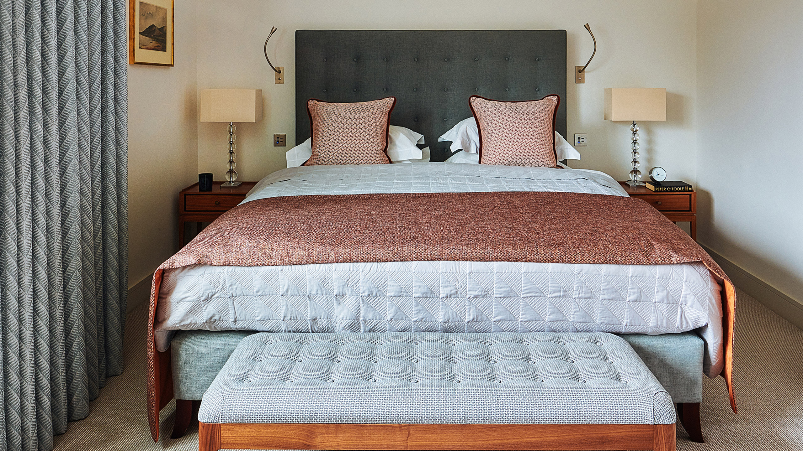 Bedroom - Mews House - Holland Park London