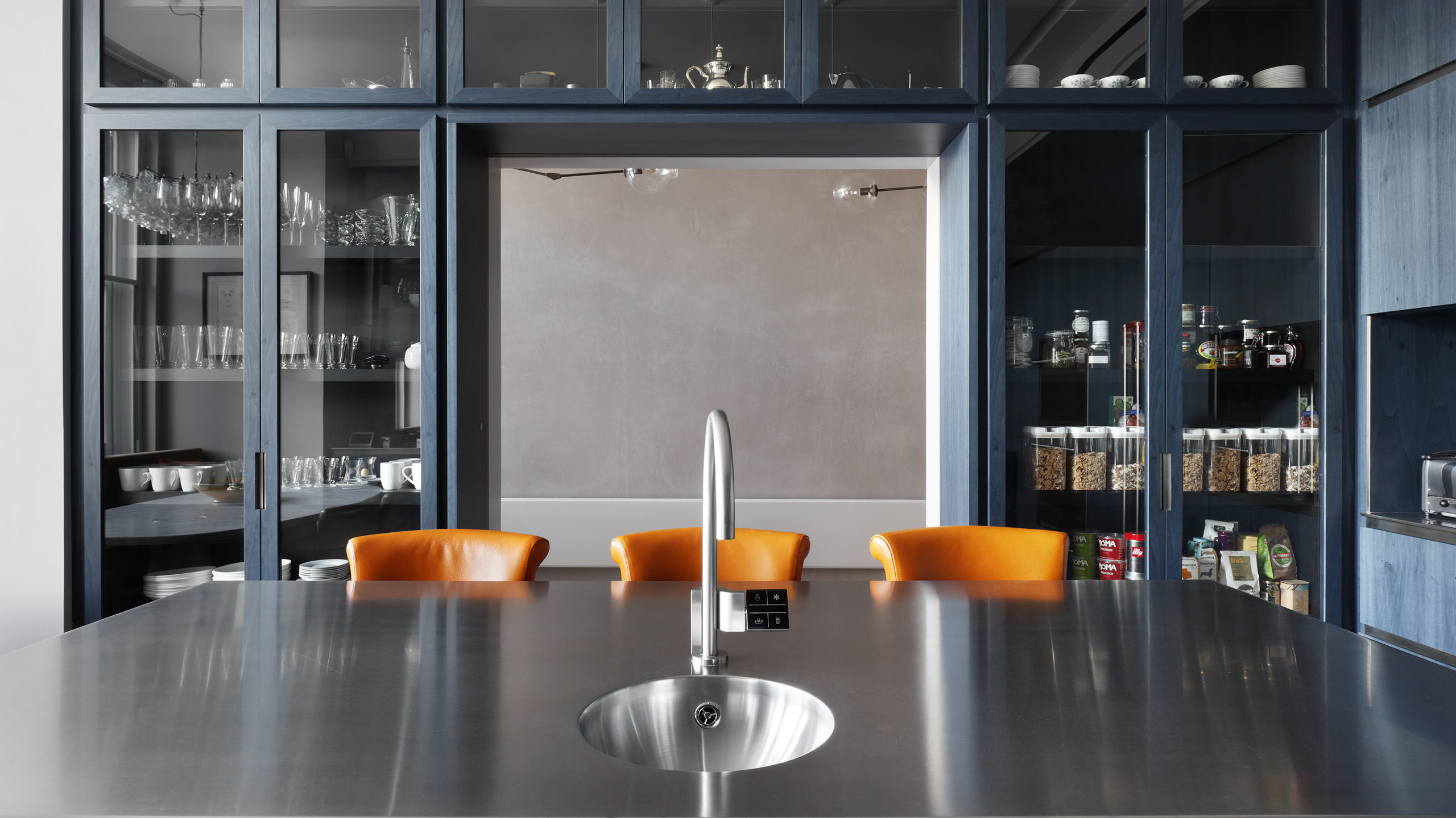 Kitchen Island - Kitchen - Modern Victorian Townhouse - Chelsea London