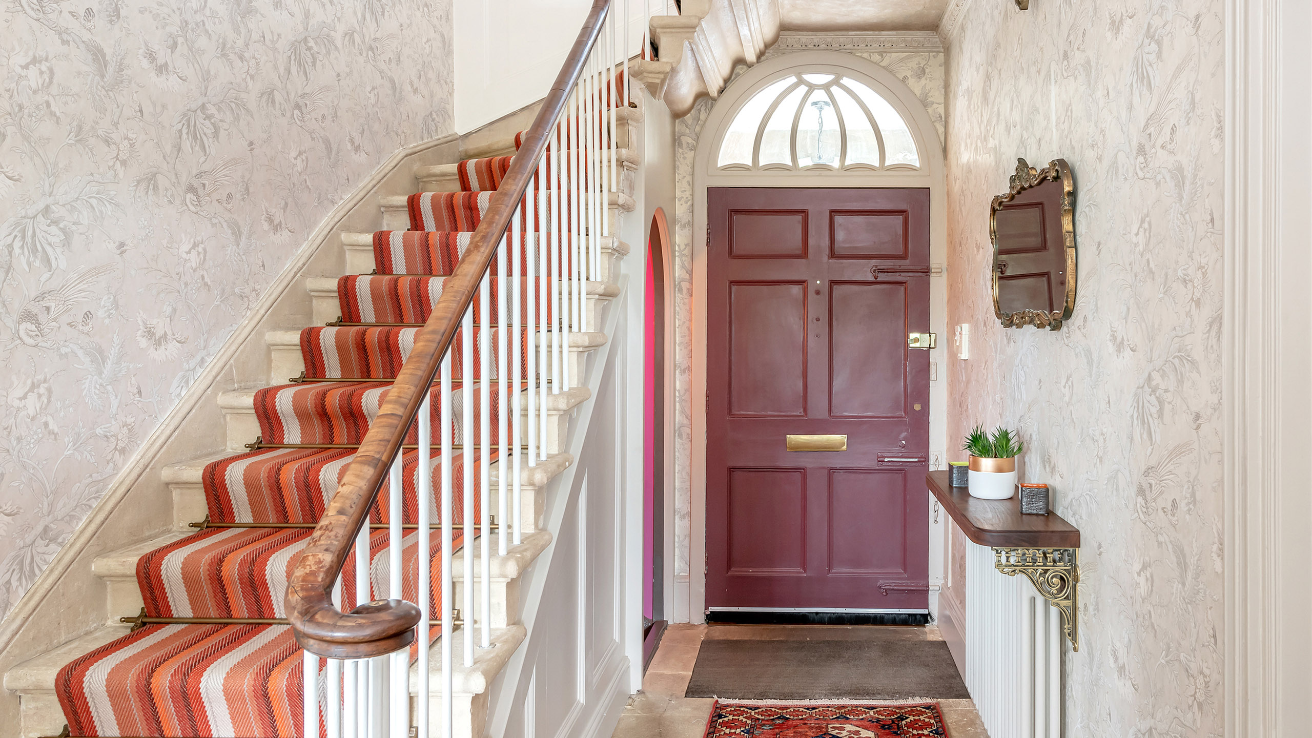 Hallway - Classic Georgian Townhouse - Sion Hill Bath
