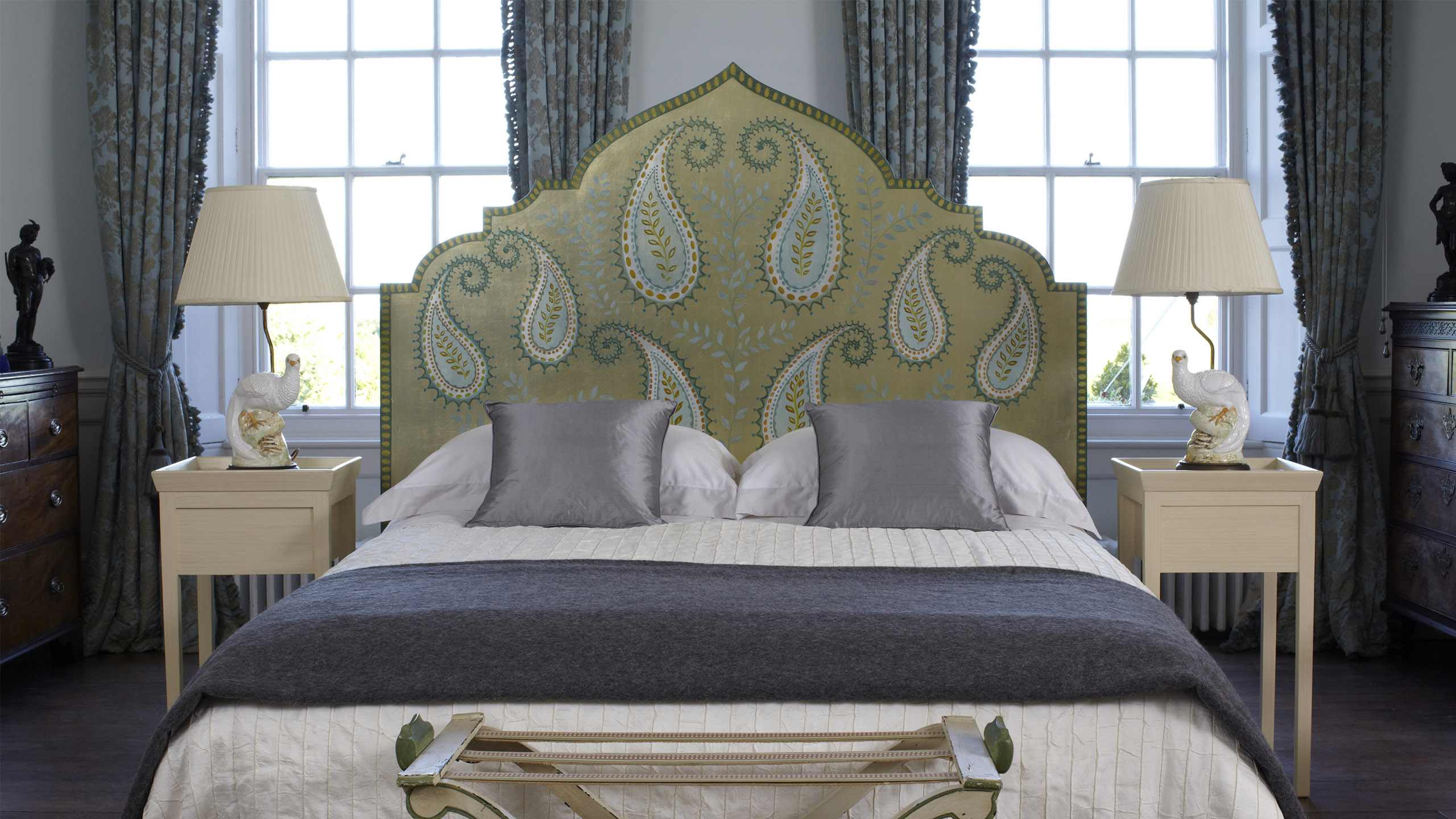 Bedroom - Poundon House Hotel - Bicester Oxfordshire