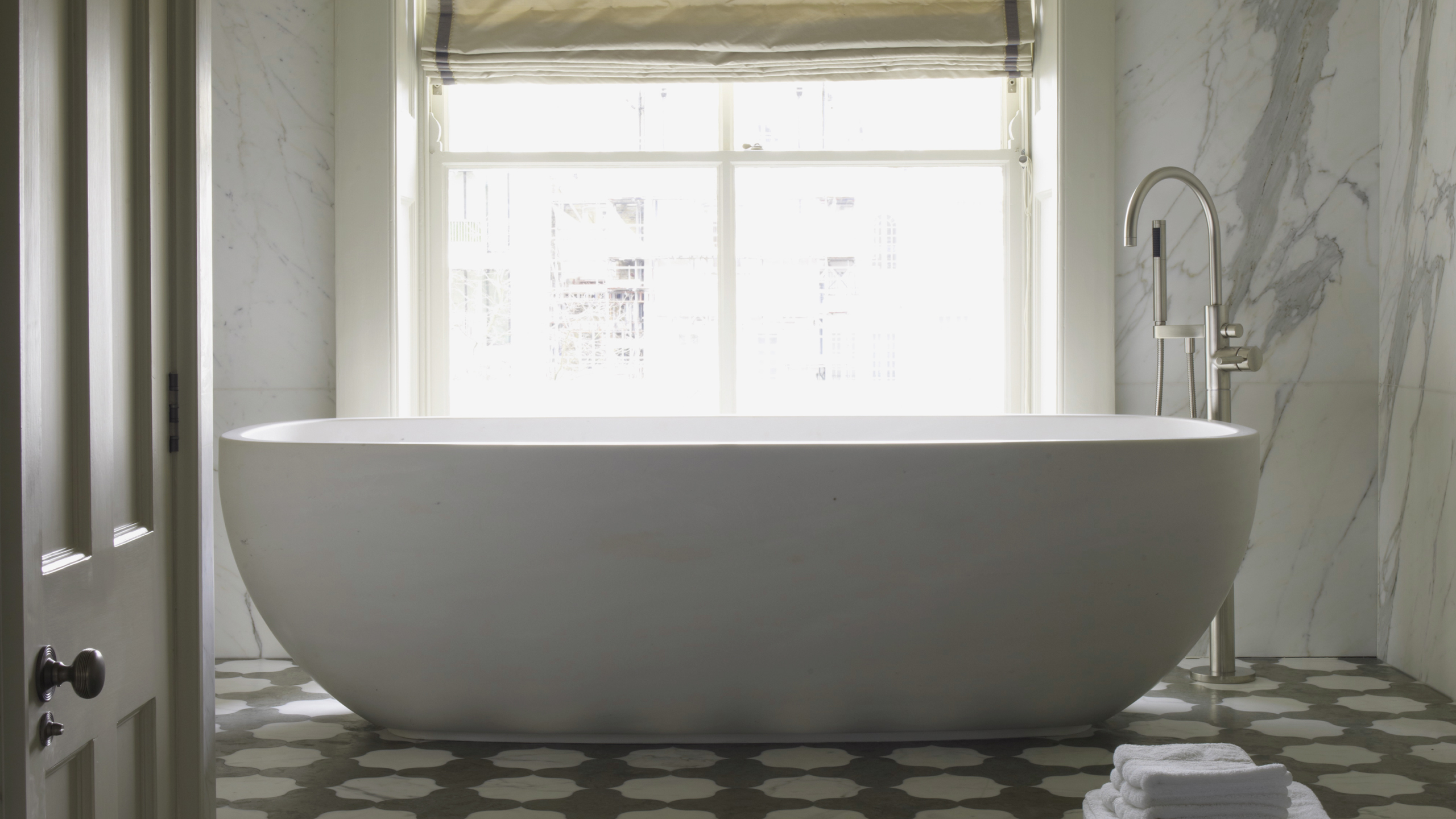 Bathroom - Edwardian Townhouse - Shepherd's Bush, London