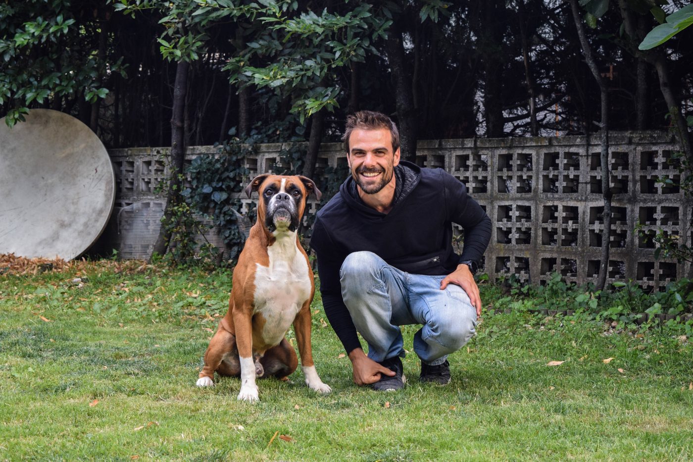 Educador canino en practica