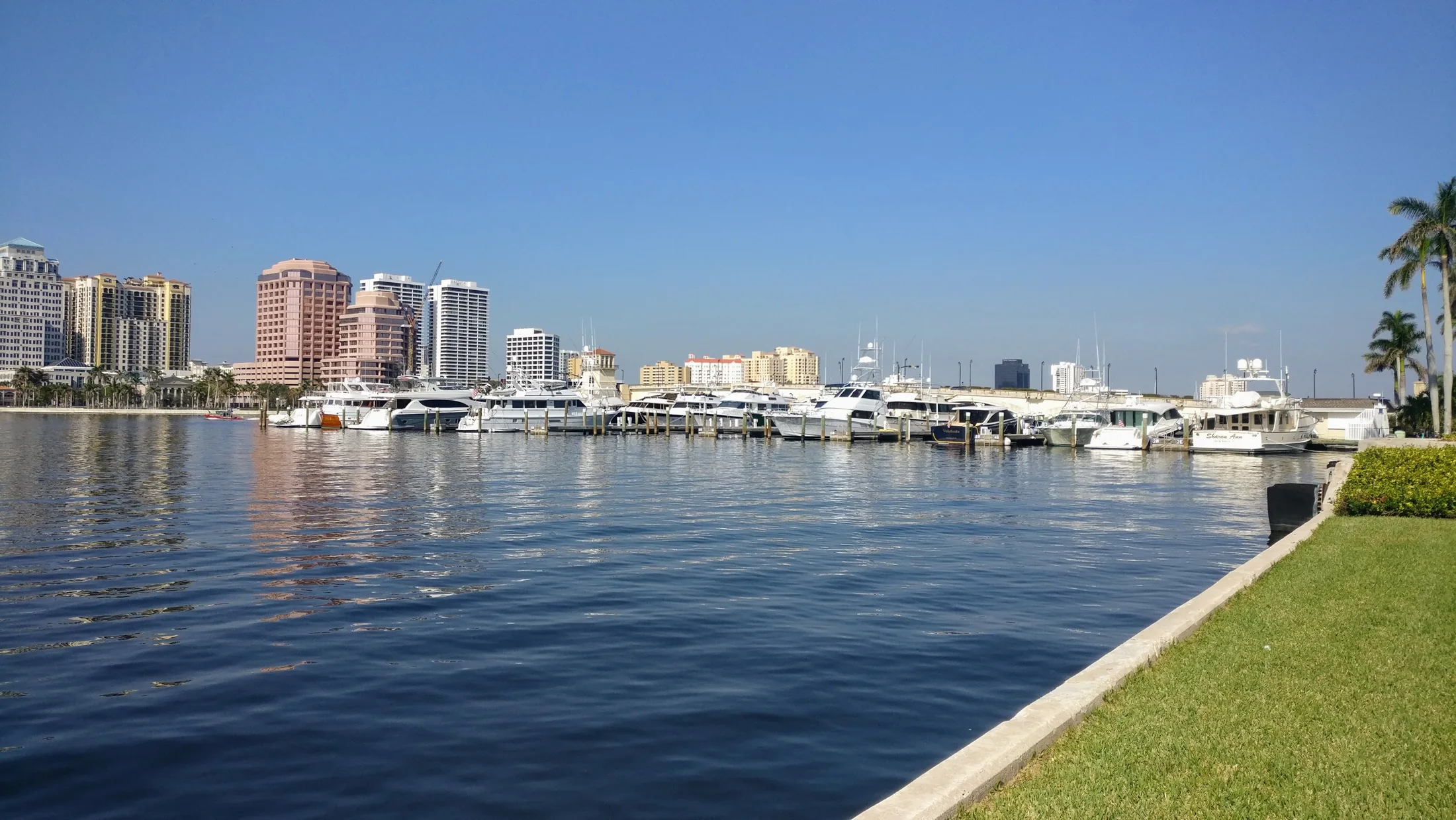 Palm Beach City Docks, yachts and blue sky