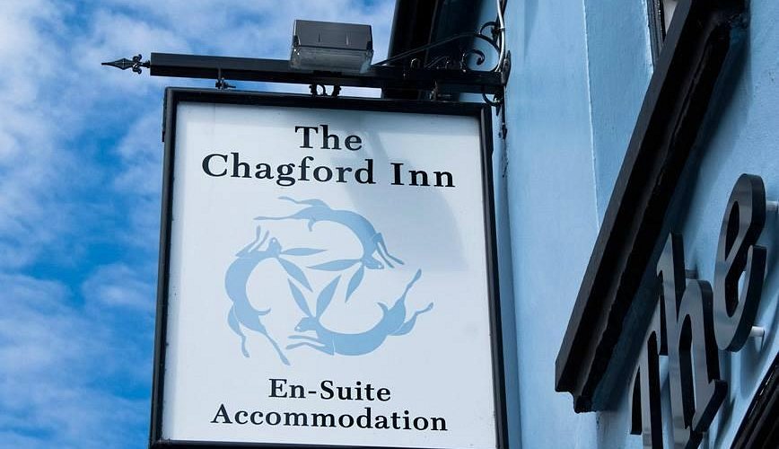 Chagford Inn sign, a sustainable pub with en-suite accommodation