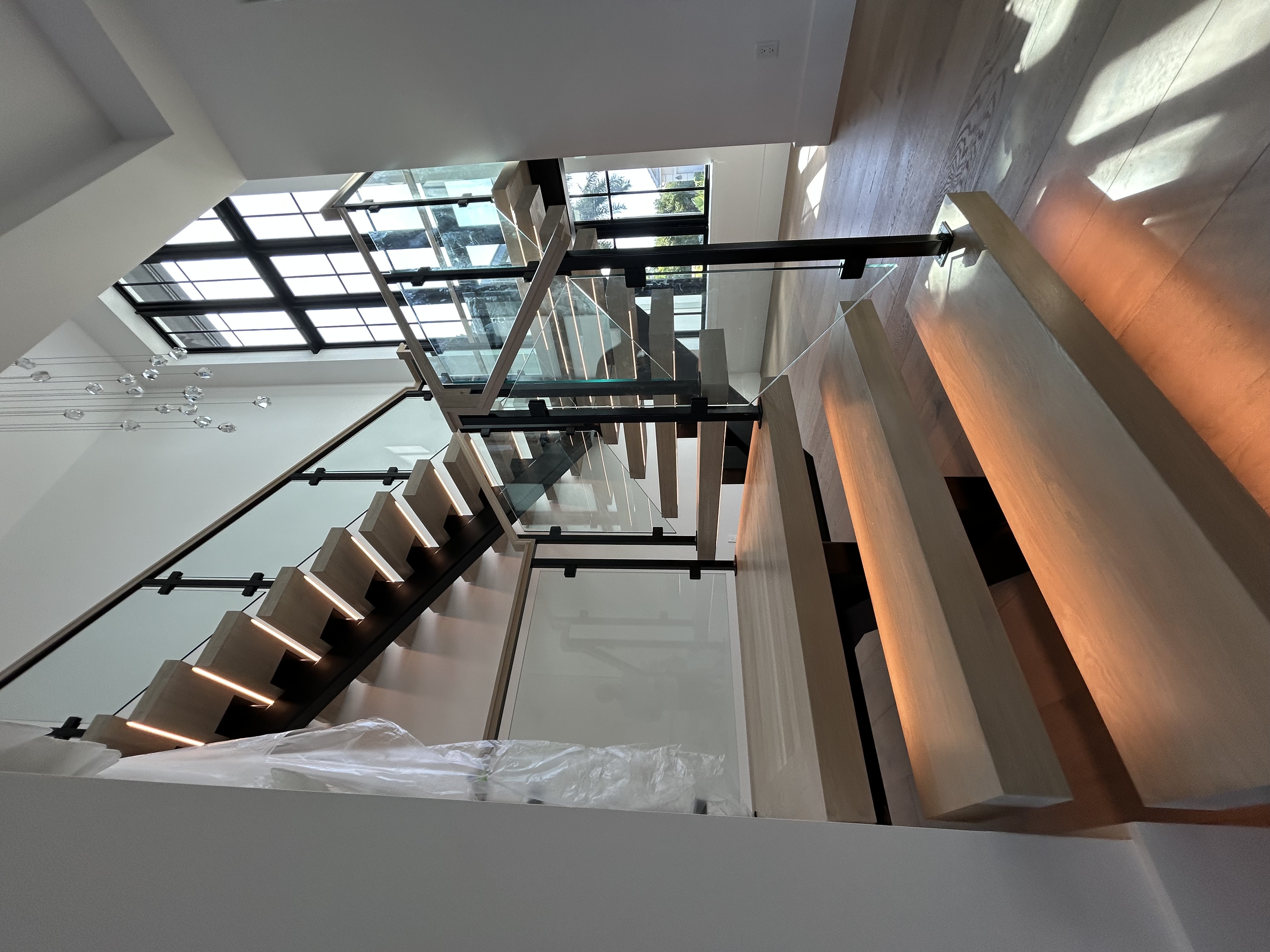 Steel Mono Stringer Underlit