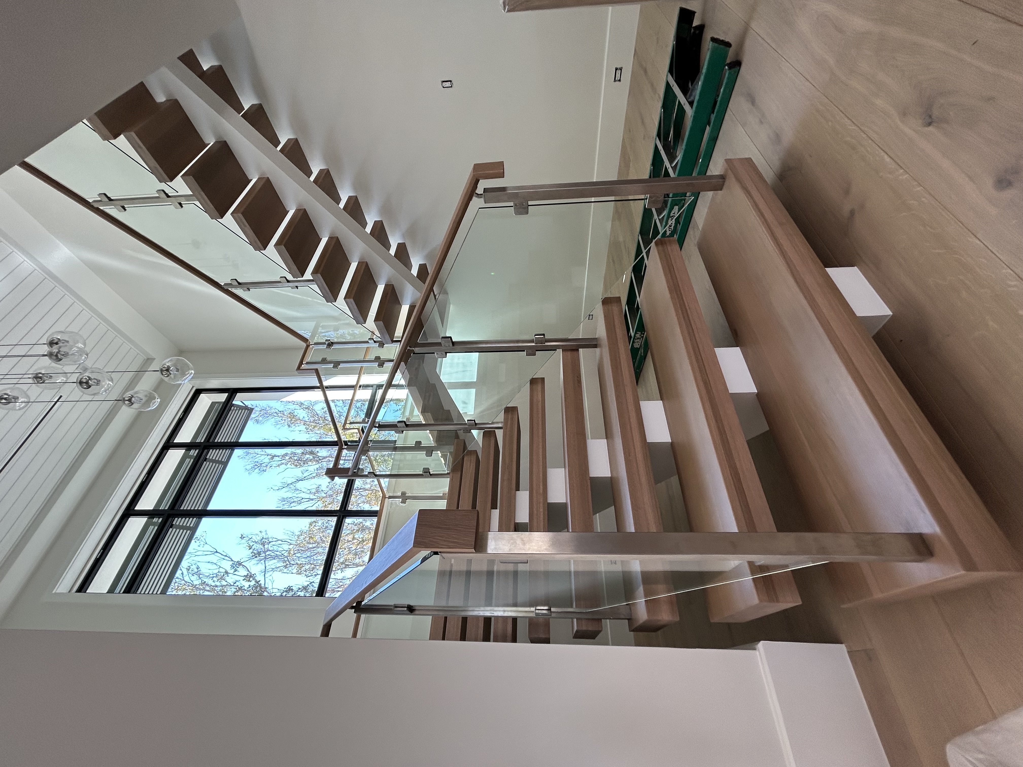 Cantilevered Staircase