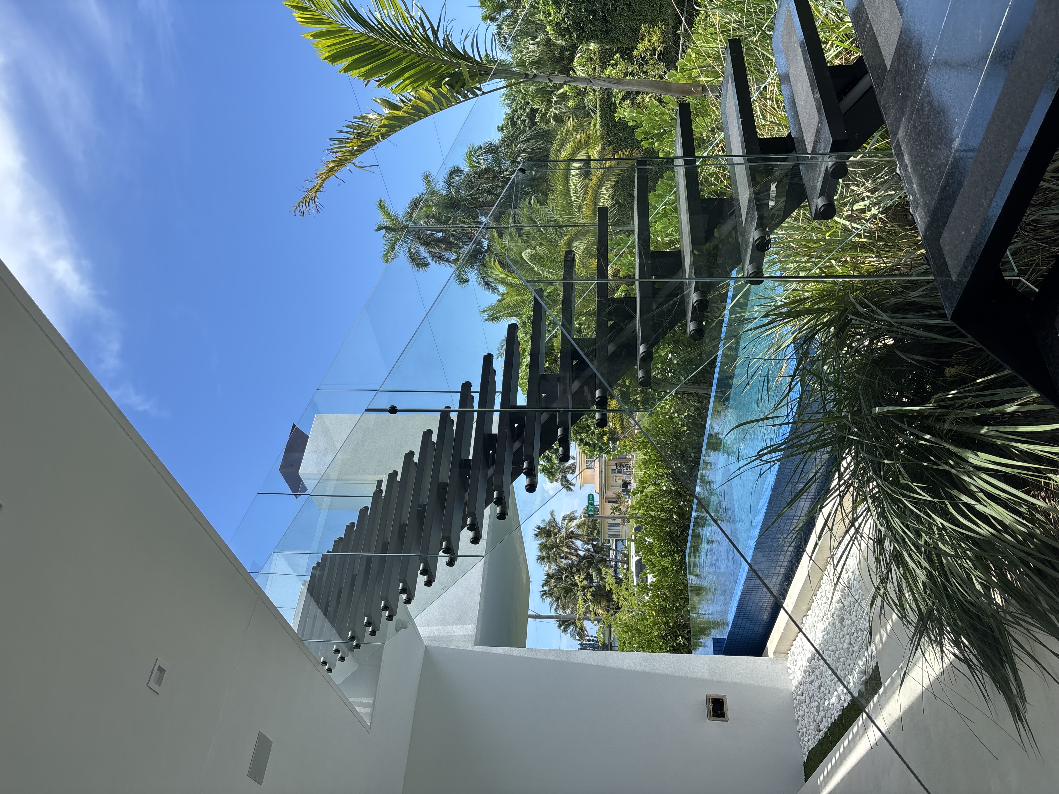 Cantilevered Staircase