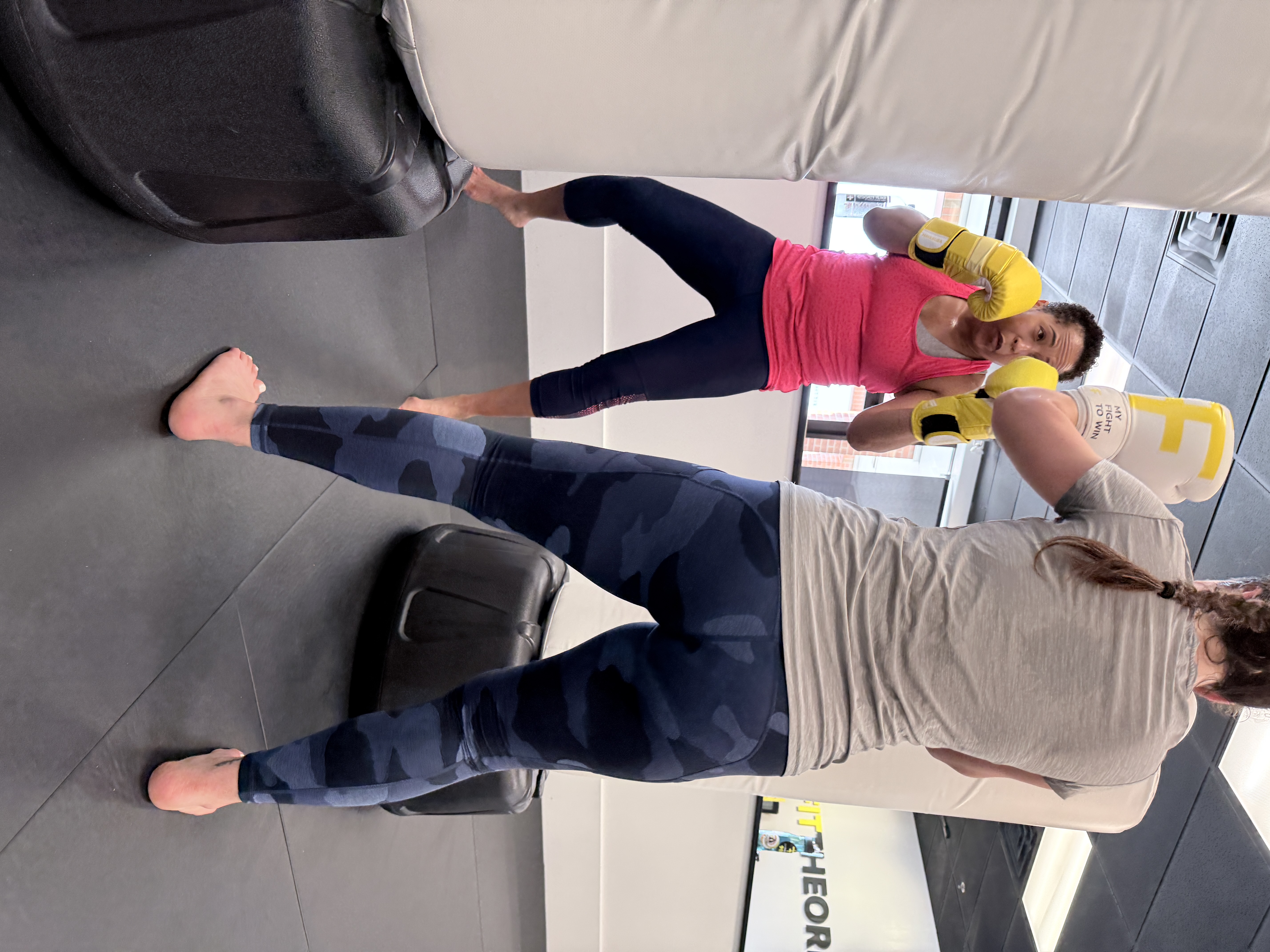 Women kickboxing