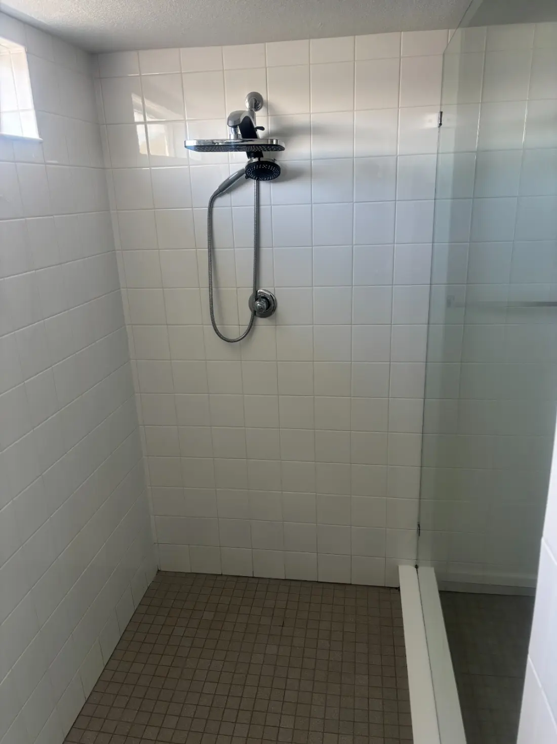 Mold in Lone Tree Shower Grout Cleaning