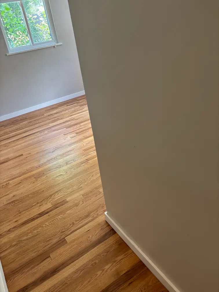 Lakewood Green Mountain Foothills Grit Hardwood Finish Cleaning