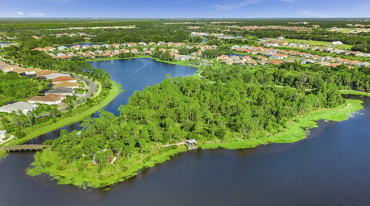 Grand Palm Lookout Point Island trails and nature in Wellen Park, Venice Florida