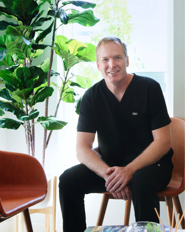 Dr. James Ragland MD - Nationally Recognized Eyebrow Restoration Surgeon at MD Hair Labs Rogers AR