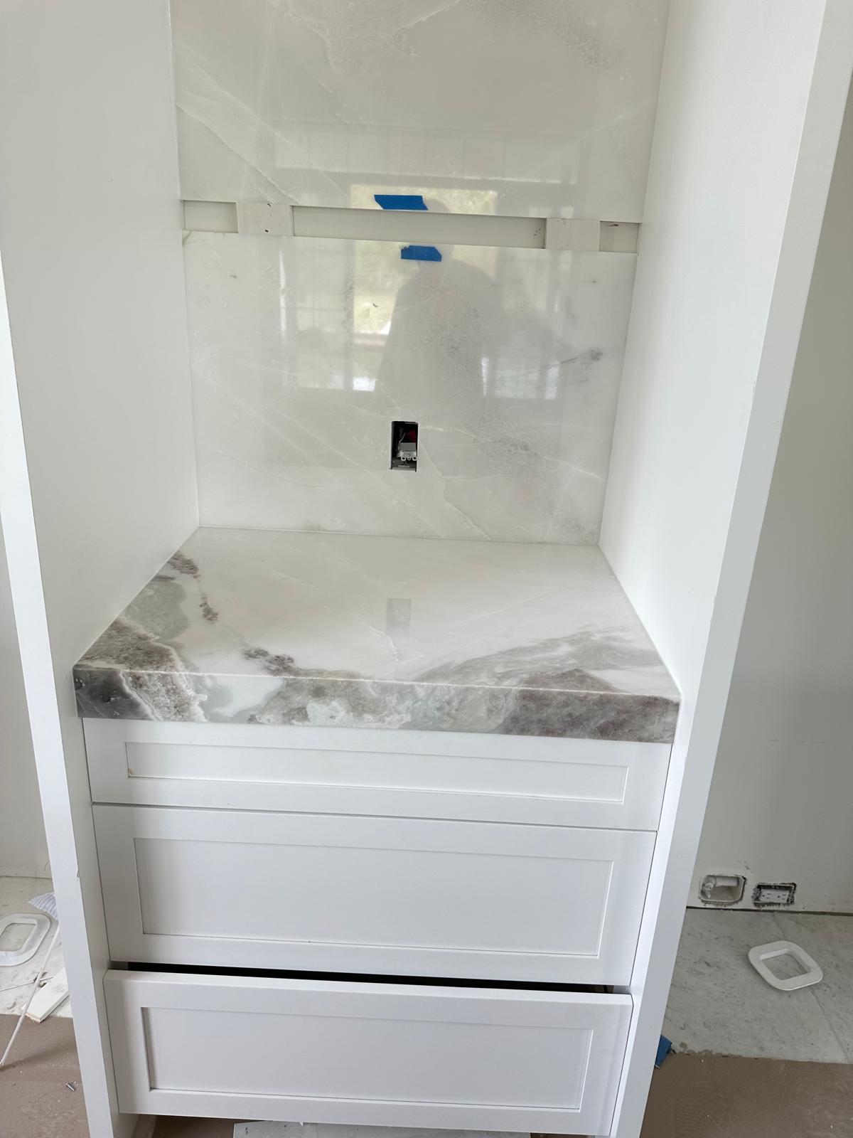 Manufacturing of kitchen countertops