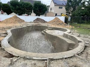 Gunite pool install in Delaware