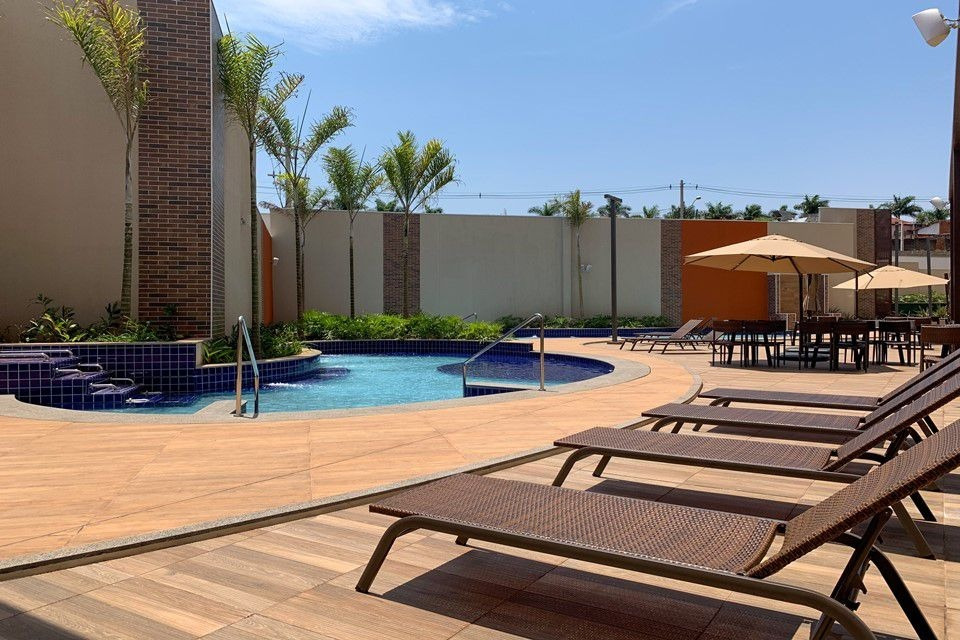 Piscinas e macas