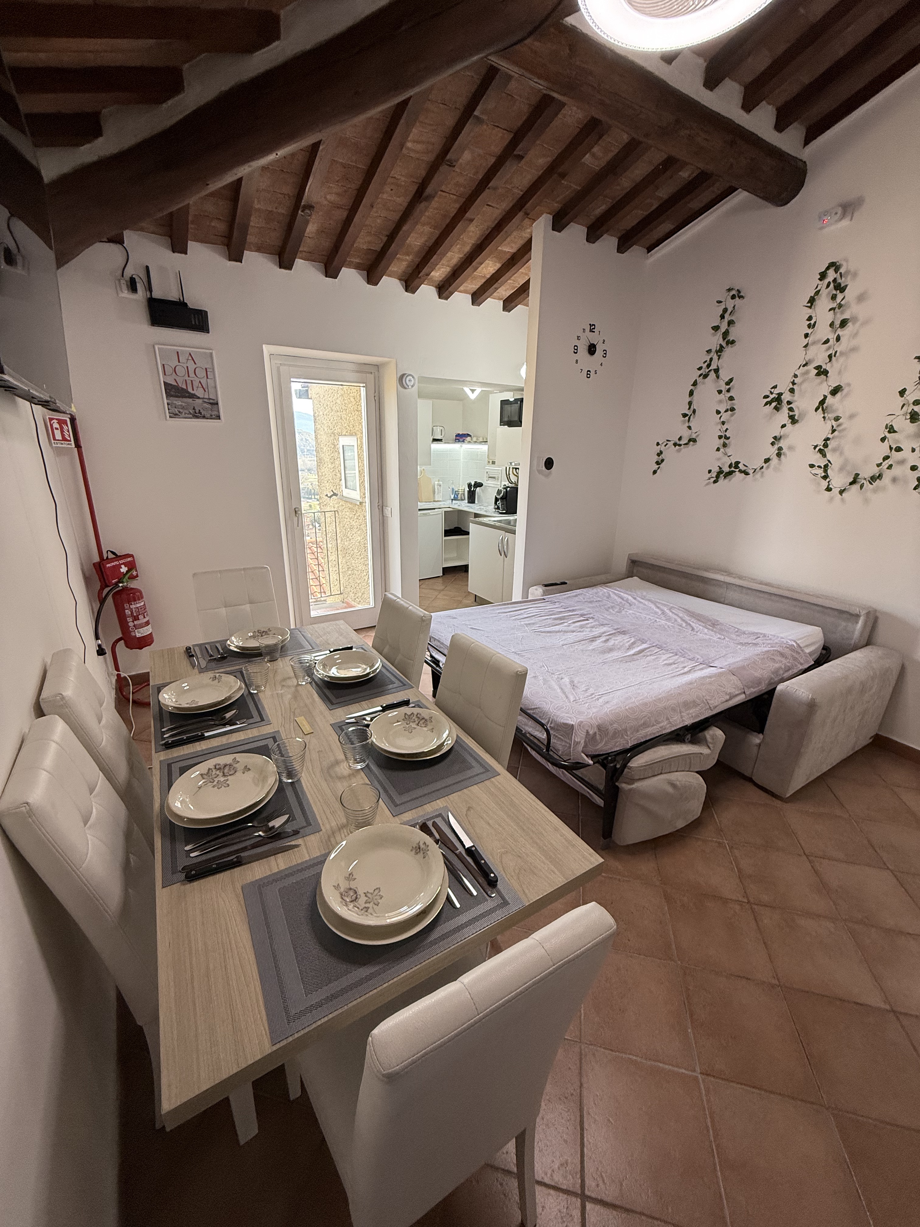 Soggiorno con travi a vista - Il Poggiolino d'Oro Arezzo