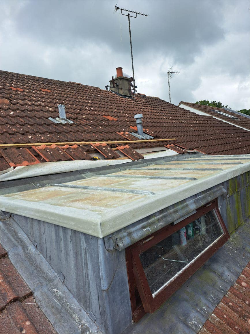 Leaking roof before