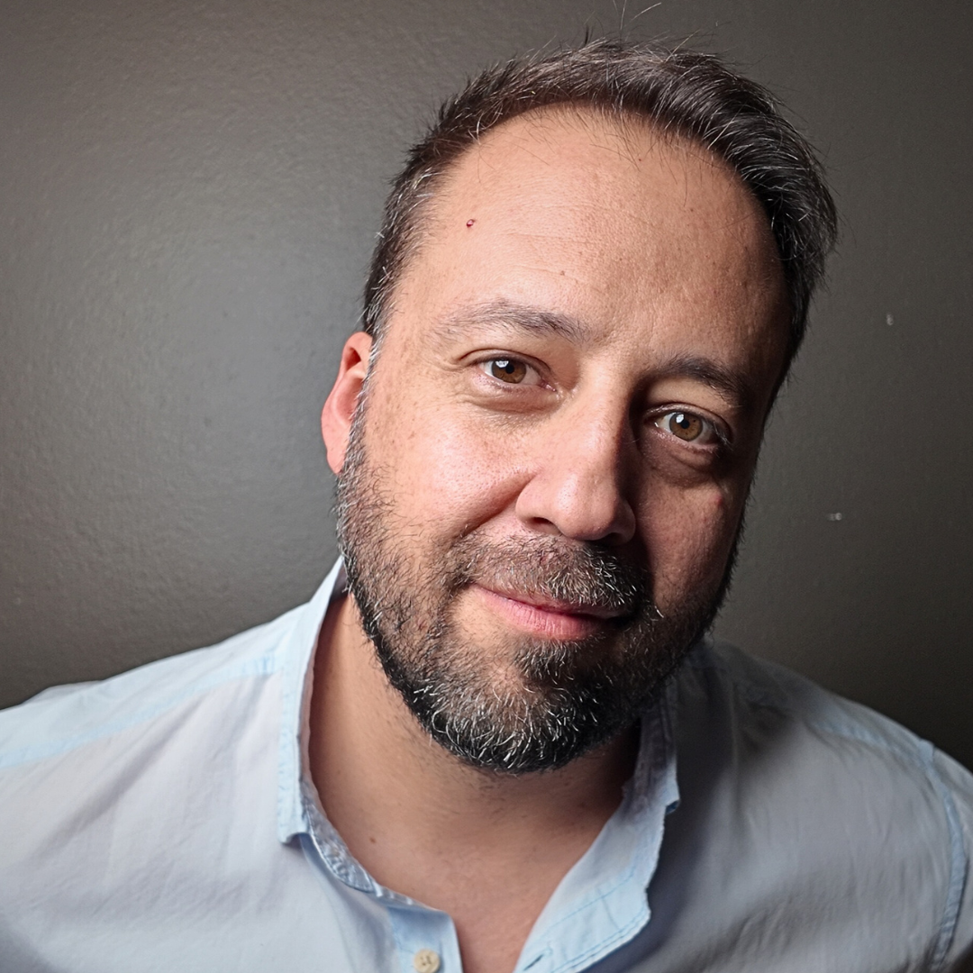 Julián Larrea