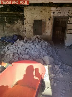 {{ custom_values.service_3 }} in {{custom_values.area_3})