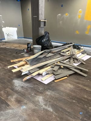 {{ custom_values.service_4 }} in {{custom_values.area_6})