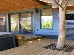 {{ custom_values.service_2 }} in {{custom_values.area_2})