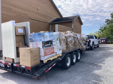 Remorque chargée équipements, transport résidentiel EBI Chambly