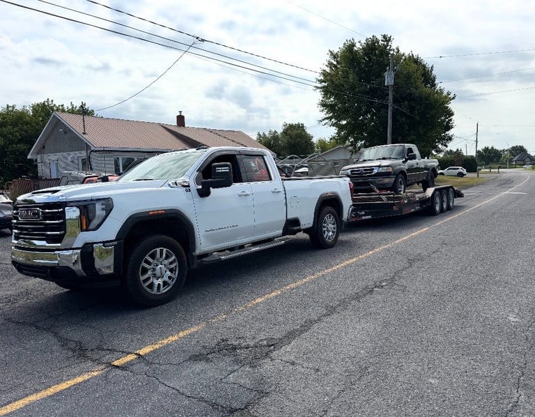 Tracteur Kubota sur plateforme EBI, Certification RBQ 5820-5188-01, Chambly Rive-Sud