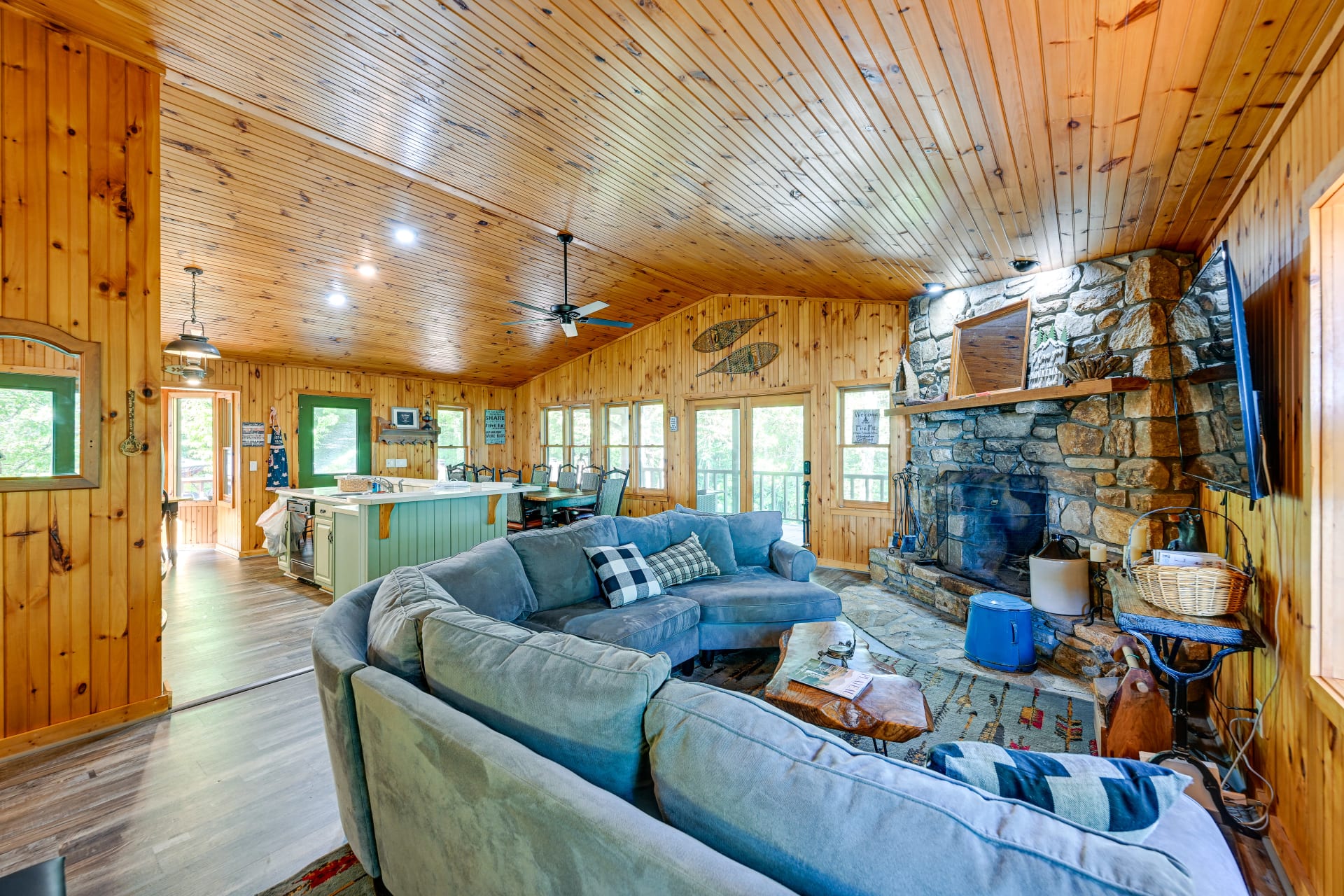 Vaulted Great Room