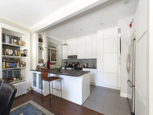 Upper West Side 70th Street kitchen by German Kitchen Center