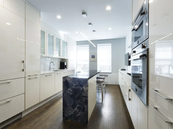 TEAM 7 K7 Kitchen Island kitchen by German Kitchen Center