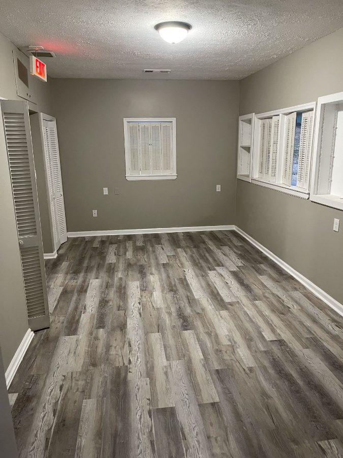 A vacant available suite at The 490