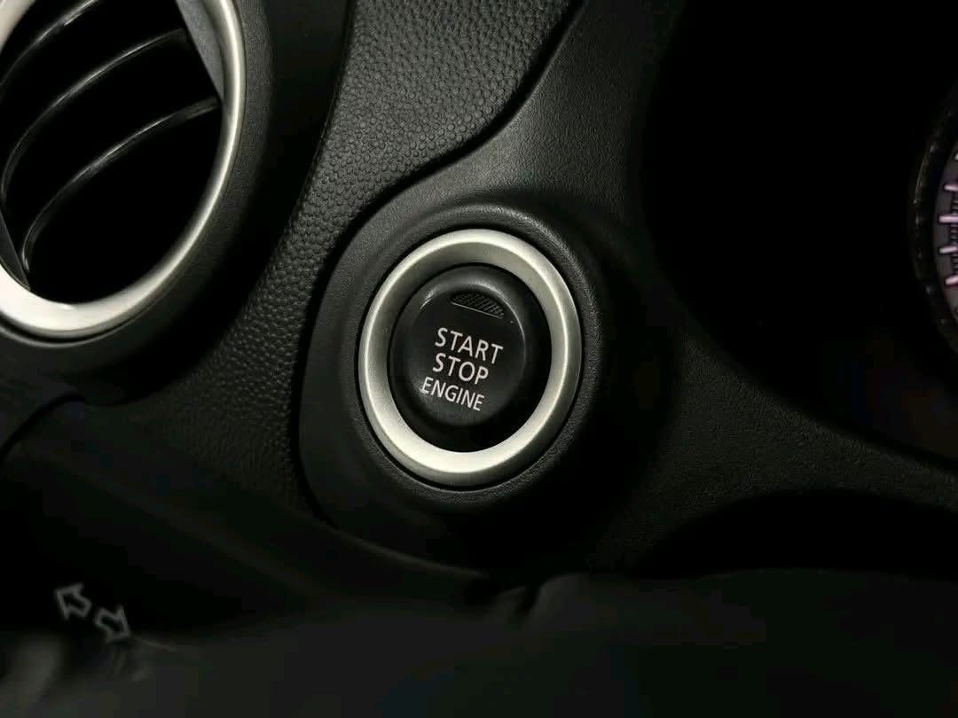 Mirage G4 start stop engine button