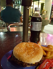 World of Coffee Orlando café — Burger