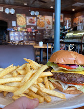 World of Coffee Orlando café — Hamburger with Fries