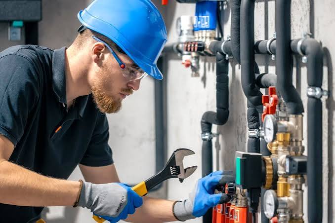 Robins Plumbing service visual in Phoenix