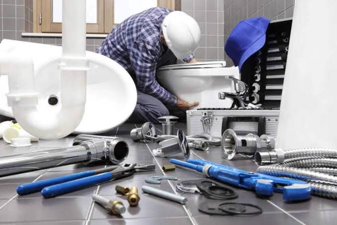 Robins Plumbing service visual in Phoenix