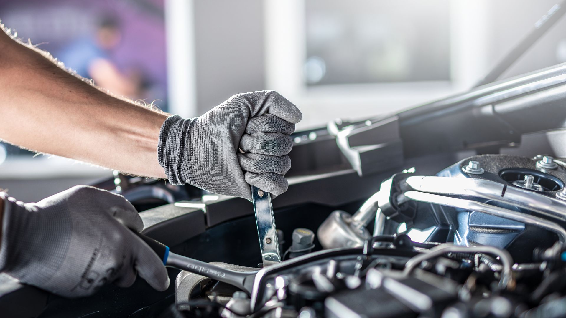 Careful inspection — JC Auto Repair Shop, Dallas TX