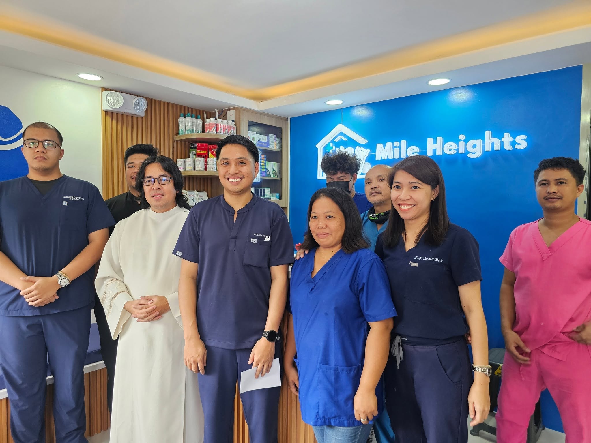 Mile Heights veterinary clinic team