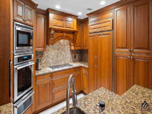 {{ custom_values.service_2 }} in {{custom_values.area_2})