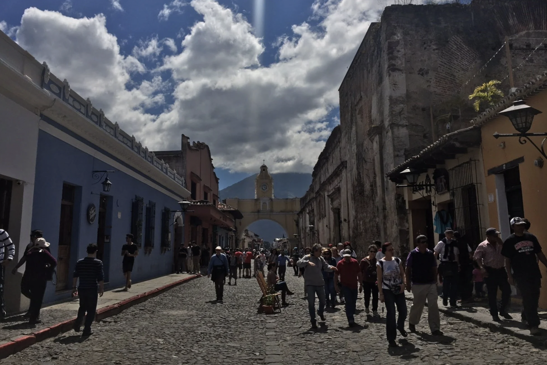 The iconic arches and parques in the tourist center of Antigua Guatemala.