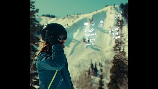 Rider in REKKIE goggles on a snowy mountain