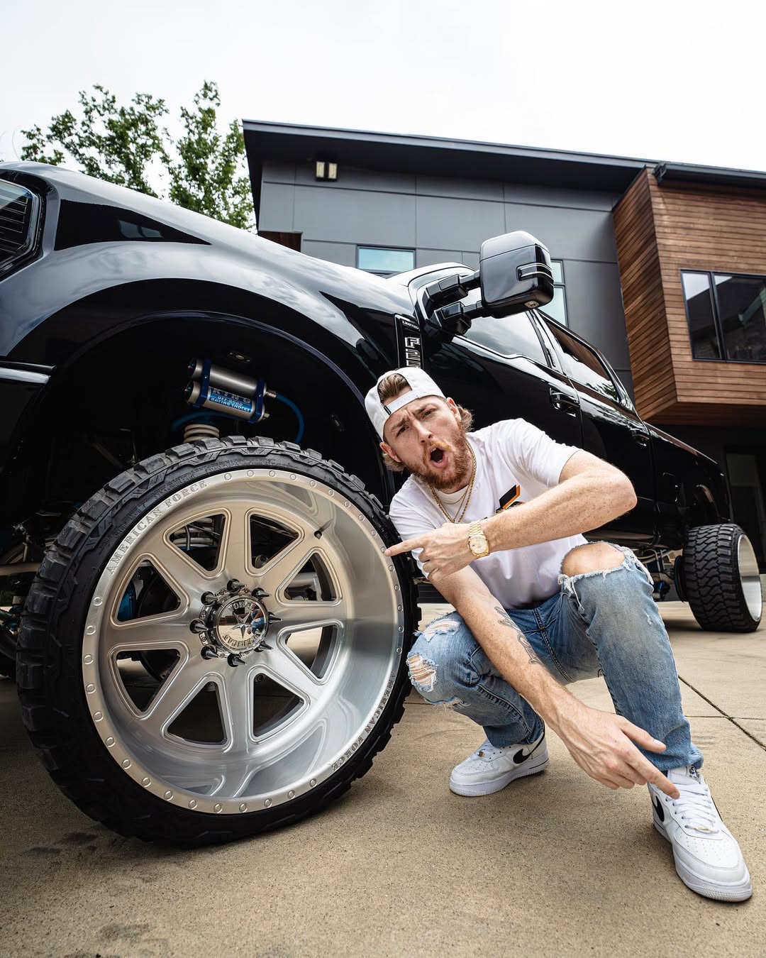 BZ3 giveaway truck