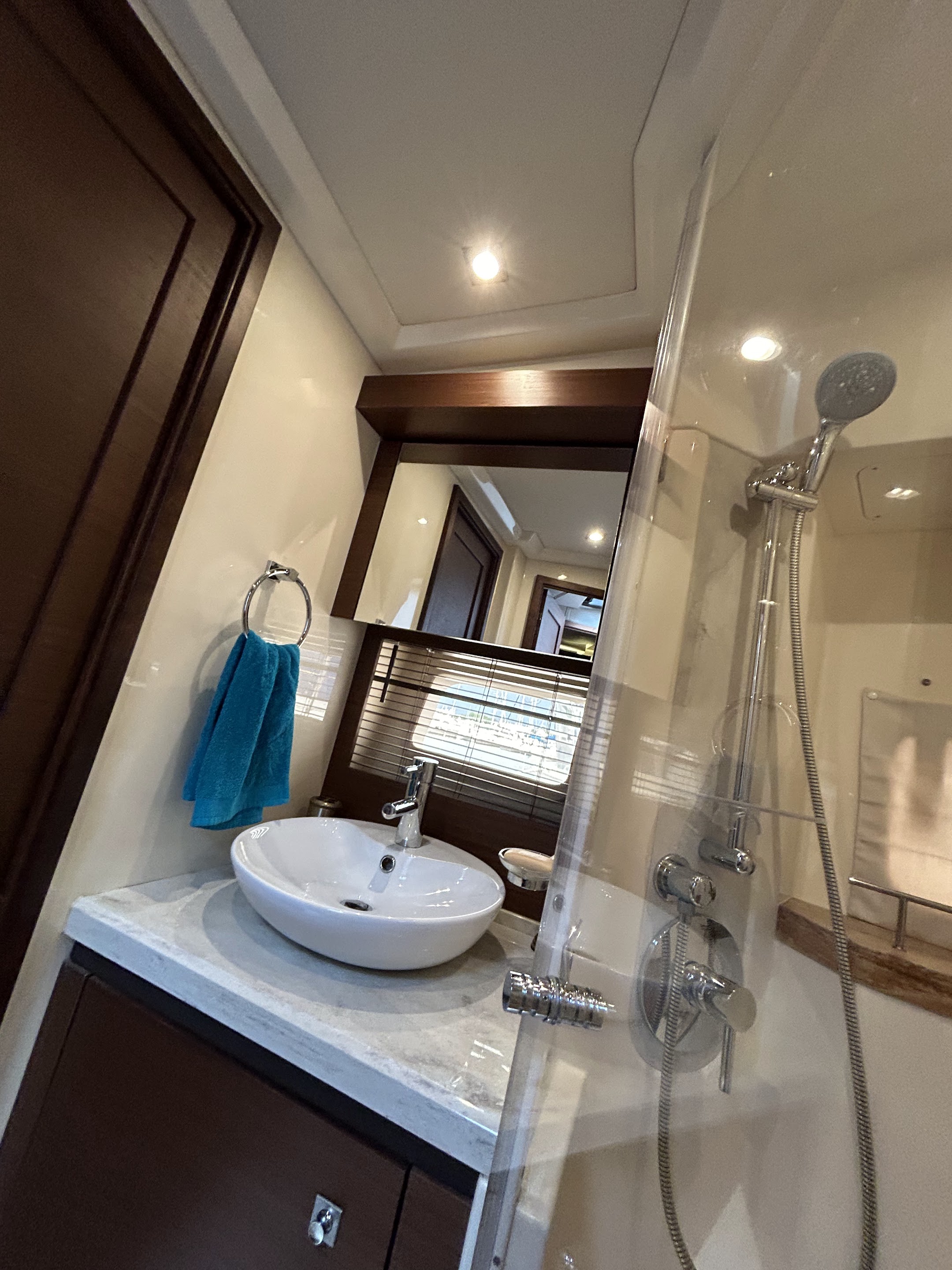 Yacht Suite