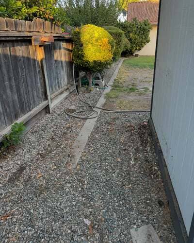 Yard waste removal in Manteca