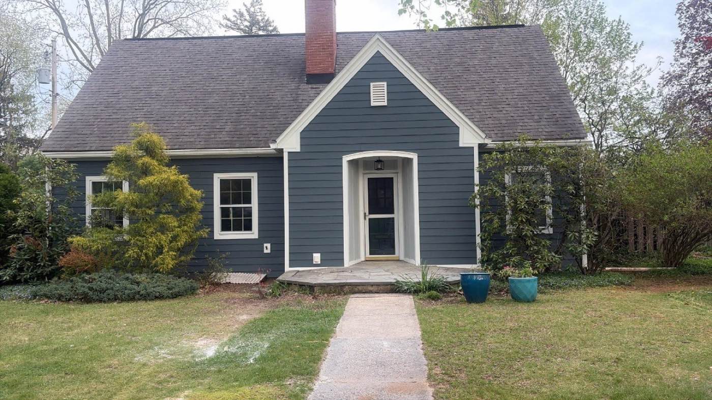 James Hardie siding on Cape Cod home