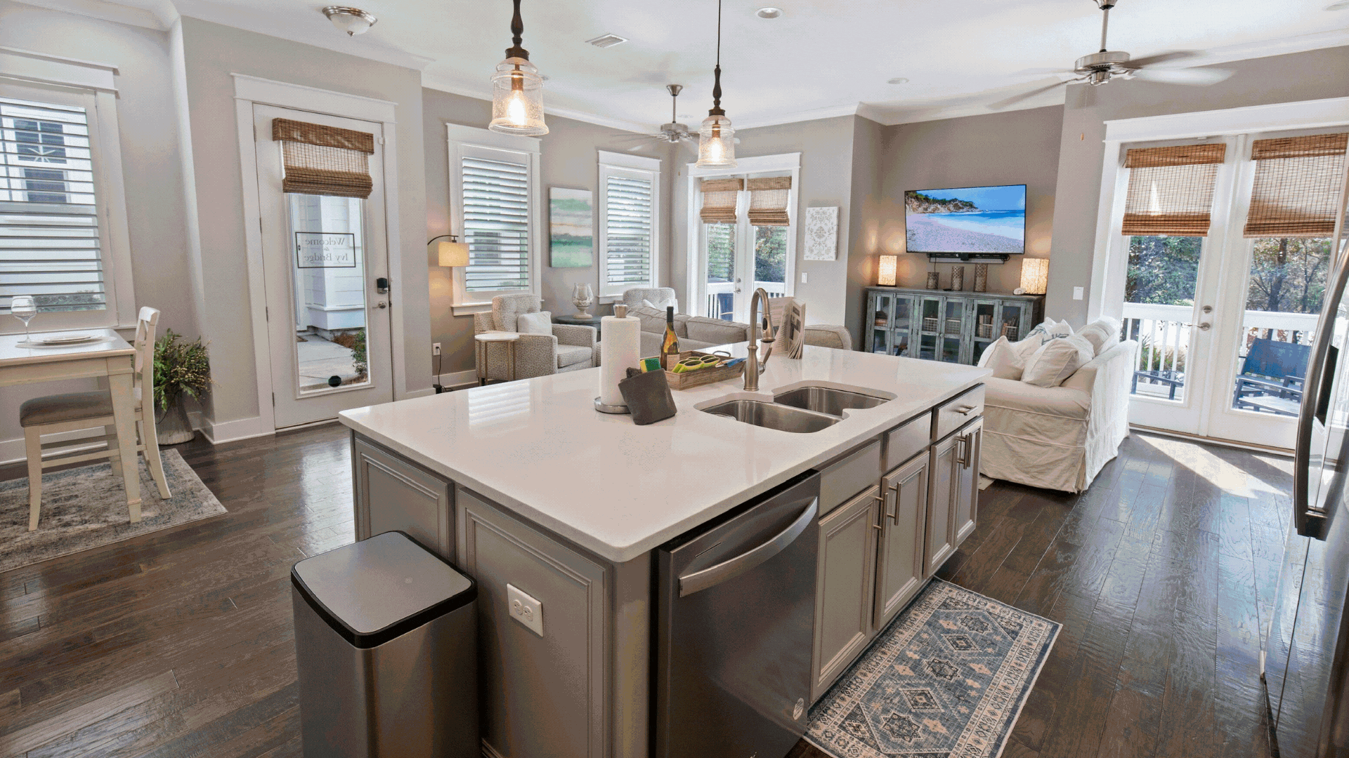 Luxury Vacation Rentals in Florida, Kentucky & Montana