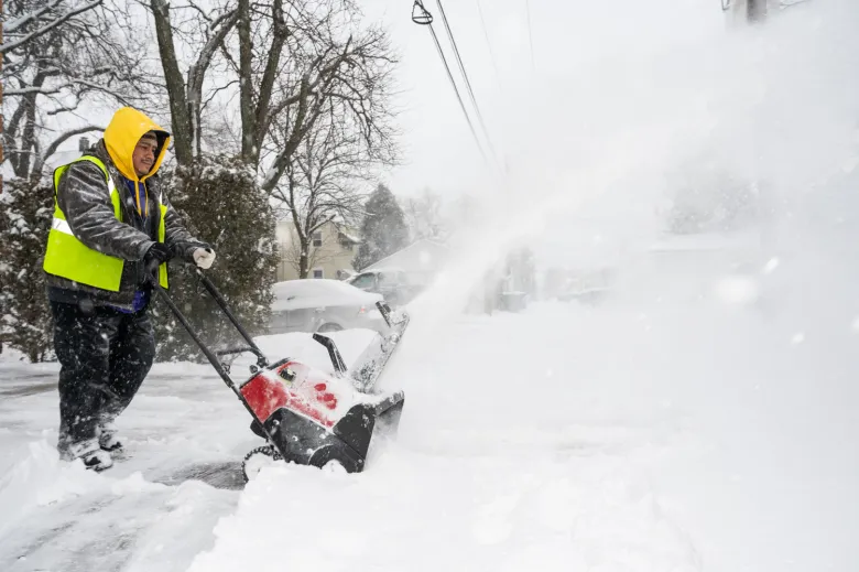 North Mayfair Snow Removal