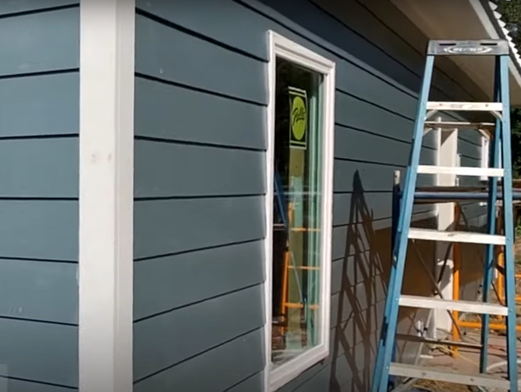 Hardie board lap siding detail in Alpharetta, GA