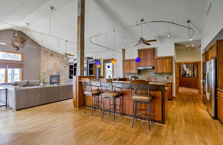 The Honeymoon Suite lodge at The Bell of Camden Point